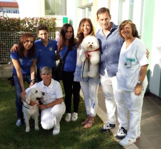 Gruppo-cani-festa-pet-rsa-montecosaro-santo-stefano