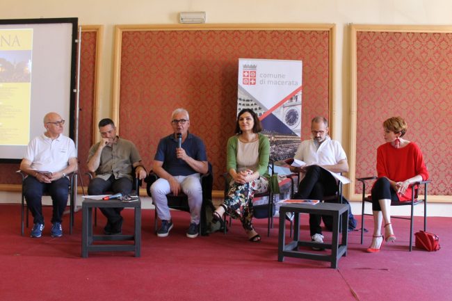 Recina-Live-2019-due-2-650x433