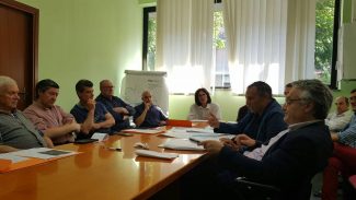 incontro-Unione-Montana-San-Severino-lavori-Potenza1-325x183