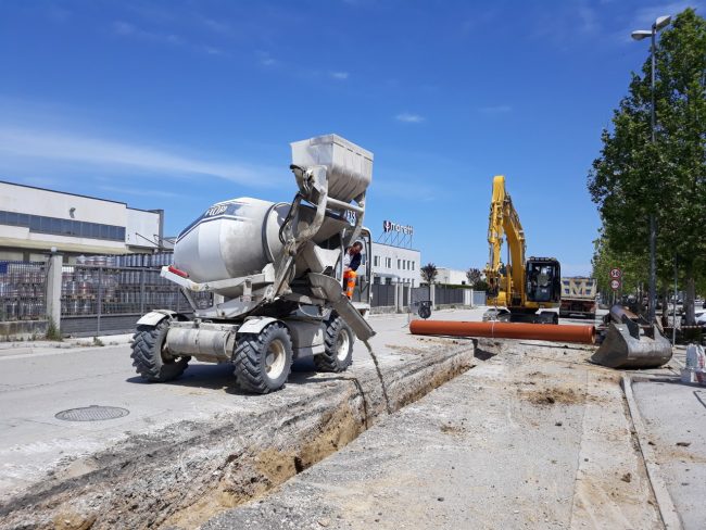 cantiere-lavori-civitanova-fognatura-fogne-2-650x488