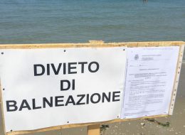 Escherichia coli oltre i limiti,  stop bagni in tre chalet