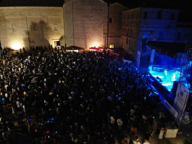 fool-festival-1-650x487