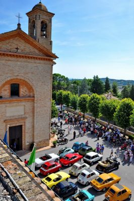 30°-Raduno-Moto-e-Auto-dEpoca-Colmurano_06-266x400