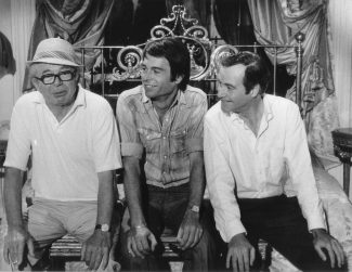 Ferdinando-Scarfiotti-nel-1972-tra-Billy-Wilder-e-Jack-Lemmon-325x251