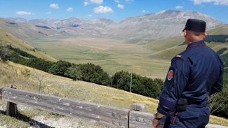carabinieri-forestali-Controlli-a-Castelluccio-di-Norcia