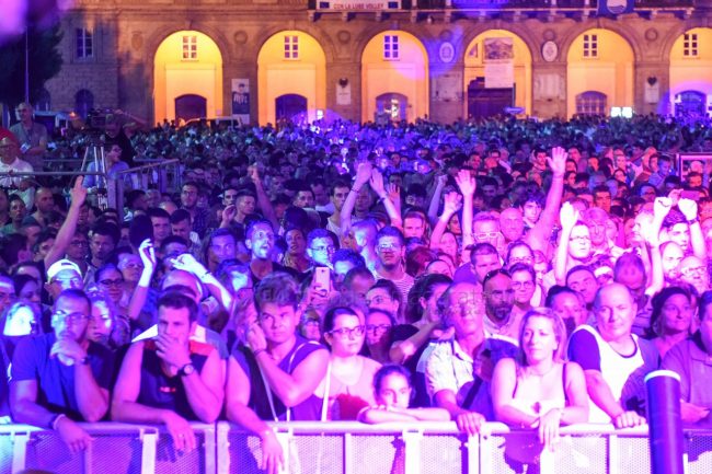 deejay-time-2019-piazza-xx-settembre-civitanova-FDM-2-650x433