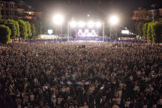 deejay-time-2019-piazza-xx-settembre-civitanova-FDM-21-650x434