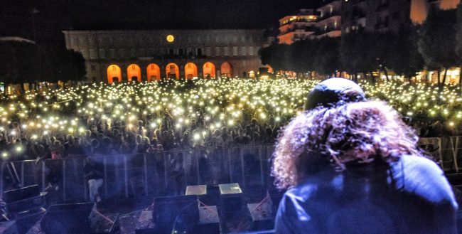 deejay-time-2019-piazza-xx-settembre-civitanova-FDM-24-650x329