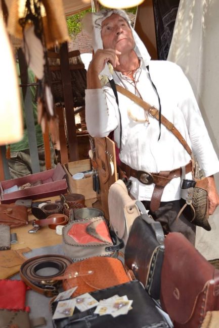 fiastra-fantasy-3-21-433x650