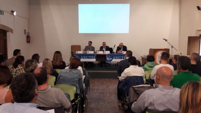 fondazione-carima-convegno-riscossione-enti-locali-6-650x366