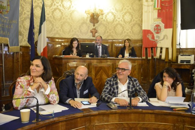 giunta-macerata-carancini