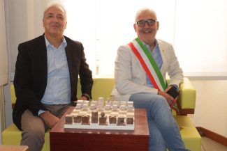 IlDirigenteScolasticoeilSindaco
