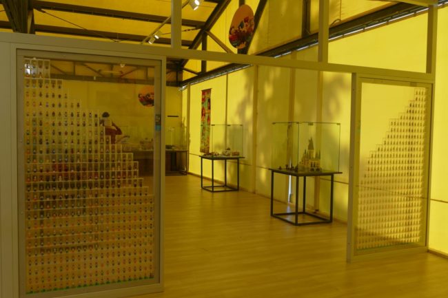 brick-art-tolentino-il-muro-che-simboleggia-i-crolli-dopo-il-sisma