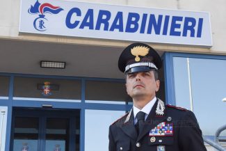 nuovo-comandante-amicucci-carabinieri-civitanova-FDM-1-325x217