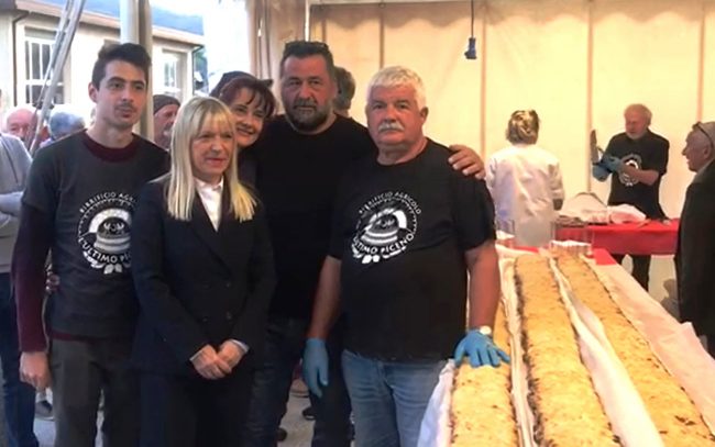 simone-fattobene-con-sindaco-Piermattei-e-famigliari