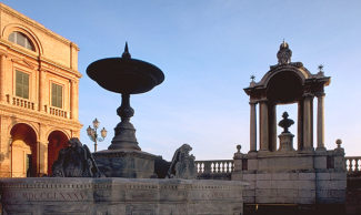 Treia_piazza