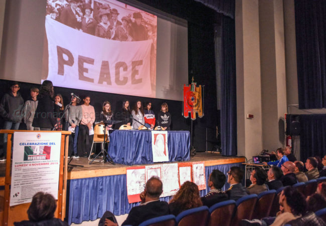 celebrazione-4-novembre-studenti-civitanova-FDM-3-650x451