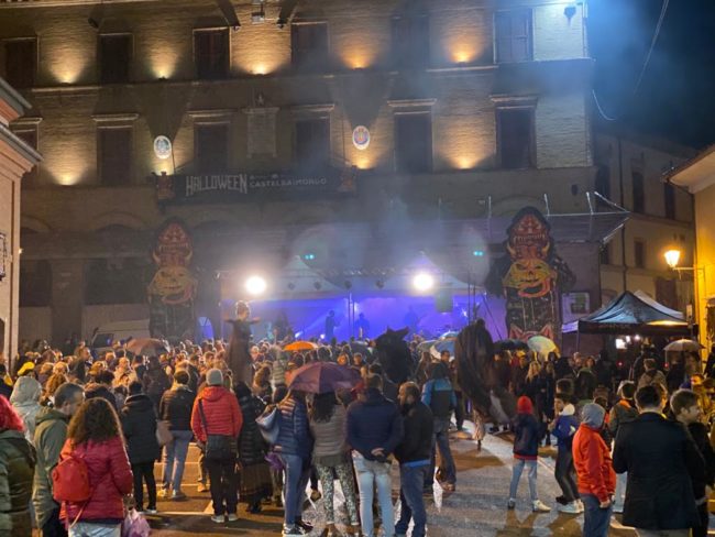 halloween-horror-city-2019-1-650x488
