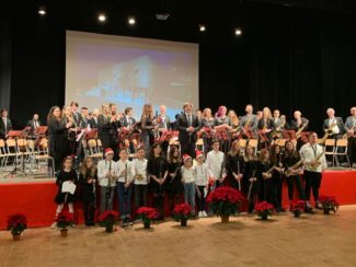 Il-concerto-di-Natale-a-Camerino1-325x244