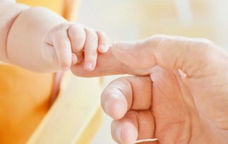 bambino_genitore_filio_mamma_papa