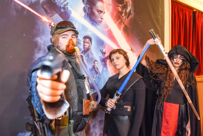 cosplay-film-star-wars-cinema-rossini-civitanova-FDM-8-650x434