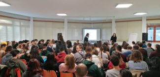 servizio-civile-universale-macerata-2-325x157