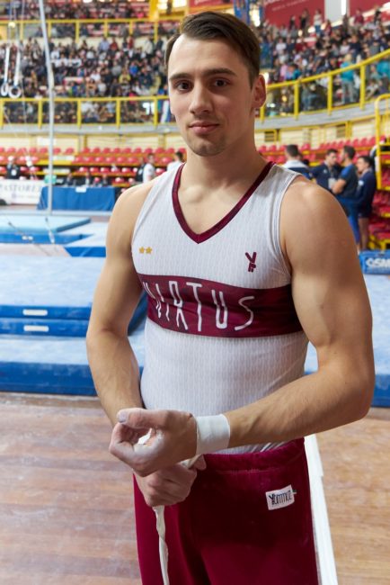 virtus-pasqualetti-Vladislav-Hryko-2-434x650