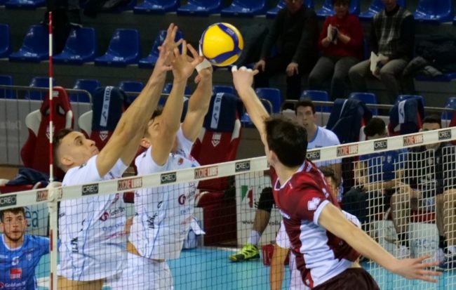 Duello-a-rete-Scatto-Borsini