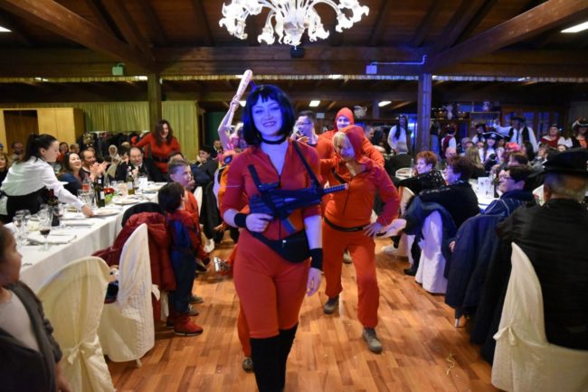 VEGLIONE-CARNEVALE-2020-MASCHERE-SBR_2851-2-650x434