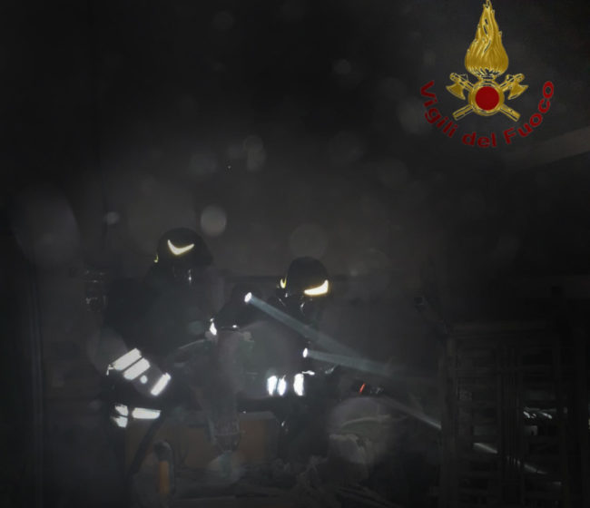 incendio-pastificio-matelica-e1581667429876-650x560