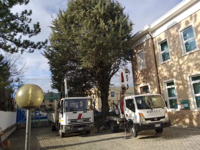 lavori-comune-scuola-chiesanuova-3-650x488