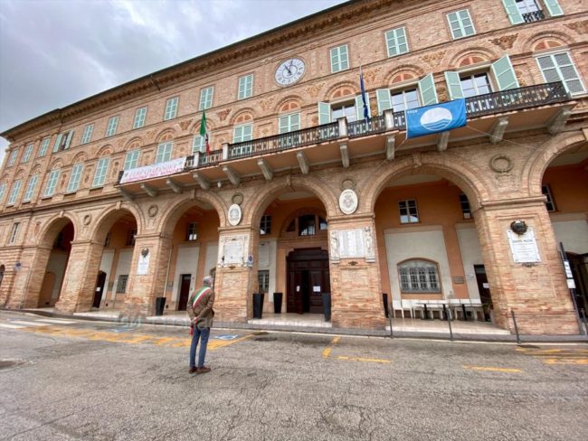 bandiere-mezzasta-civitanova-ciarapica