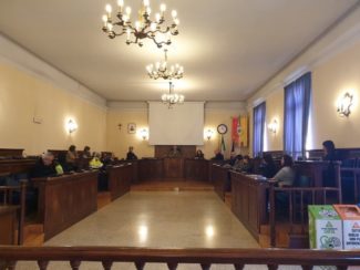 coronavirus-consiglio-comunale-civitanova-2-325x244