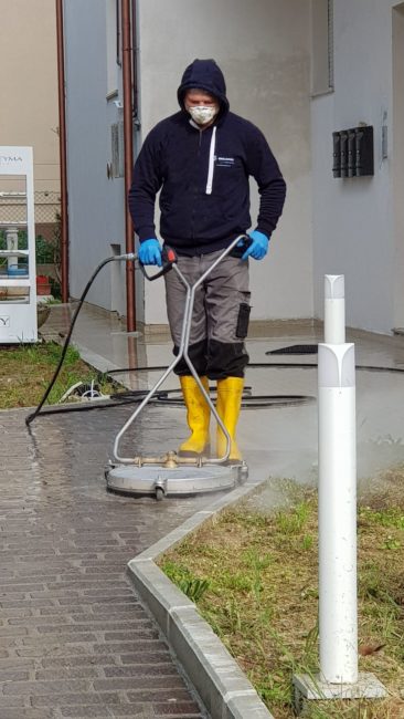 idrolavaggi-gl-gabriele-lanciotti-12-366x650