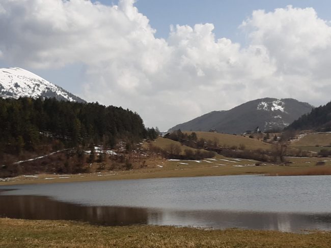 piani-di-montelago-sefro-lago-effimero-matteo-mazzoni-2-650x488