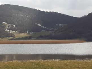 piani-di-montelago-sefro-lago-effimero-matteo-mazzoni-3-325x244