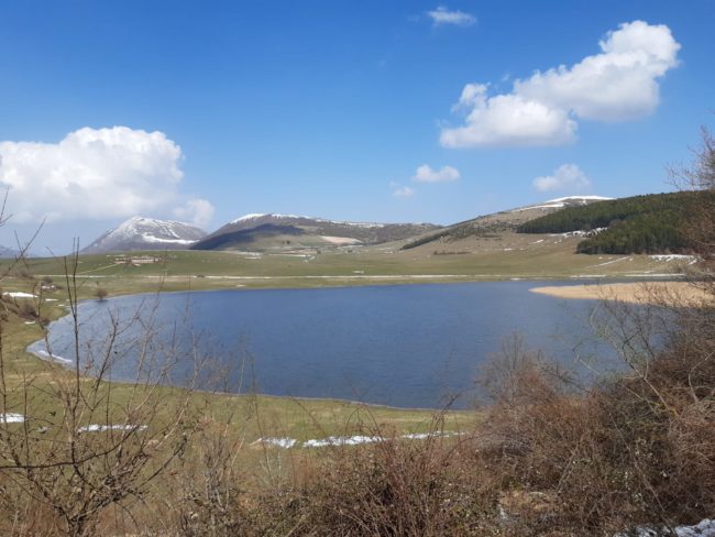 piani-di-montelago-sefro-lago-effimero-matteo-mazzoni-9-650x488