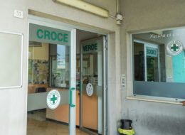 Ottiene risarcimento al Giudice di pace  e lo dona alla Croce Verde