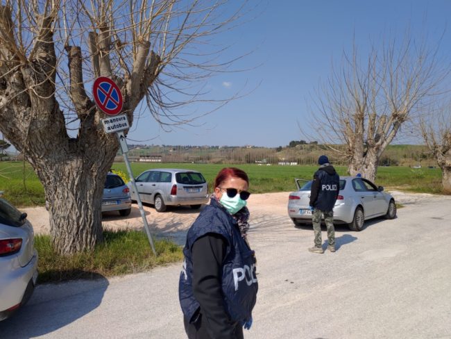 polizia-coronavirus-controlli-hotel-house-3-650x488