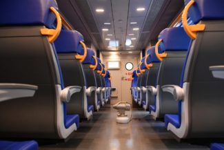 sanificazione-treni-stazioni-ferrovie-covid-40-325x217