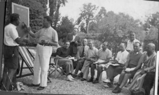 03-Internati-a-lezione-nel-parco-di-Villa-Bandini-325x195