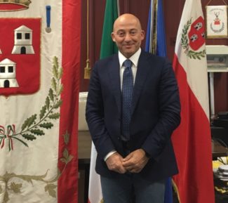 Il-sindaco-di-Camerino-Sandro-Sborgia-e1591886362928-325x289