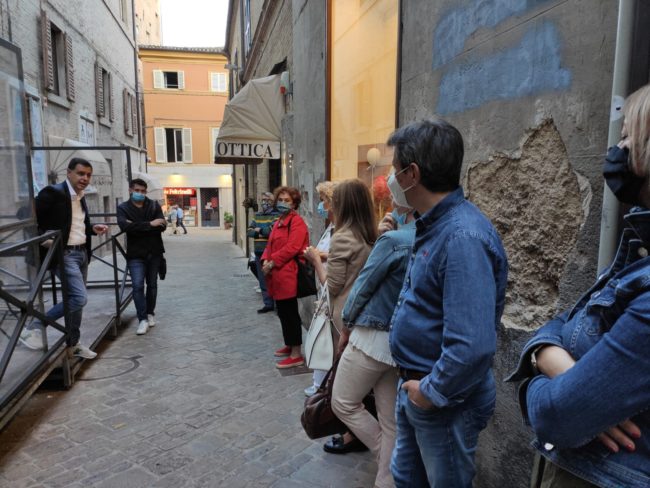 MARCHIORI-MARCHETTI-FLASHMOB-COMMERCIANTI
