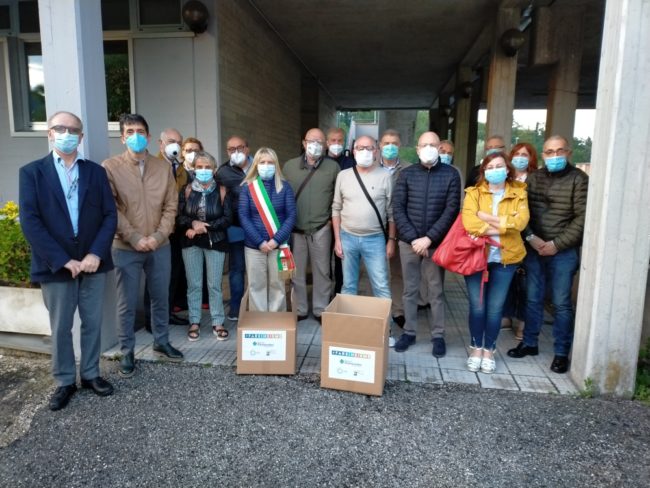 donazione_mascherine_camici-1-650x488