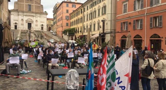 flash-mob-scuola-3-650x355