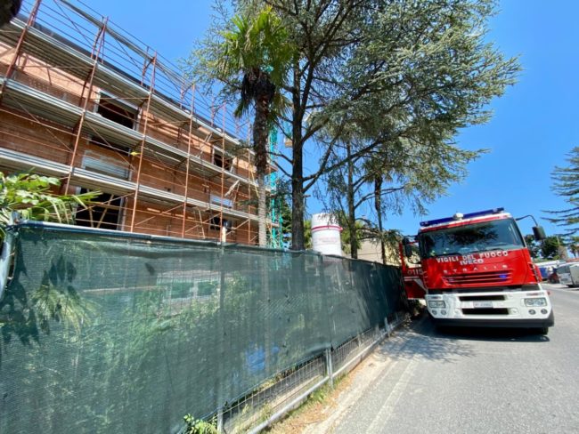 incendio-casa-costruzione-2-650x488