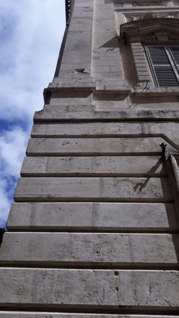 palazzo-costa-vigili-del-fuoco-pezzi-cornicione-4-366x650