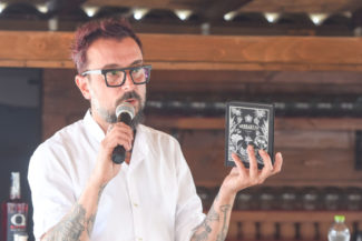 recchioni-oscar-quagliarini-presenta-progetto-herbarium-g7-civitanova-FDM-23-325x217