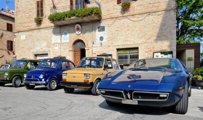 Raduno-moto-e-Auto-dEpoca-Colmurano_07-650x385