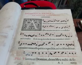 antifonali-potenza-picena-1-e1595582414794-325x258